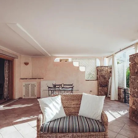 Bilocale Fillirea 4 *